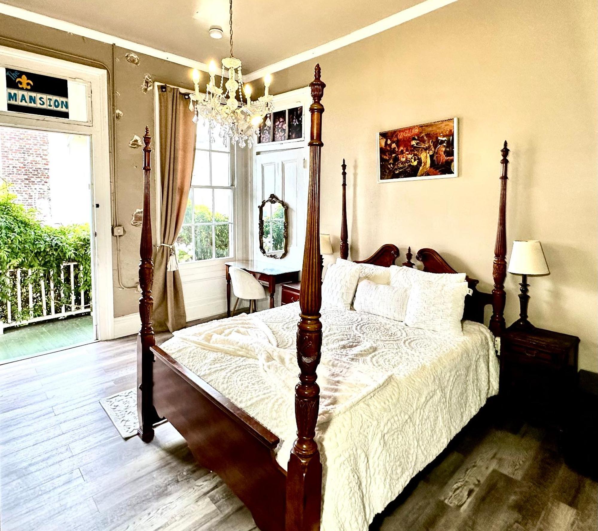 Fleur De Lis Mansion Bed & Breakfast New Orleans Exterior photo